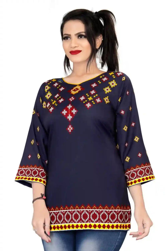 comfortable blue pink digital printed hip length tunic top