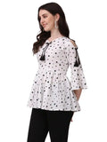 Fashionable White Tunic with Three-Quarter Sleeves – Star Print & Cutout Style
