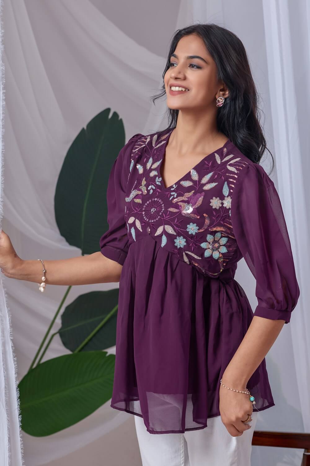Stylish purple georgette top with balloon sleeves

