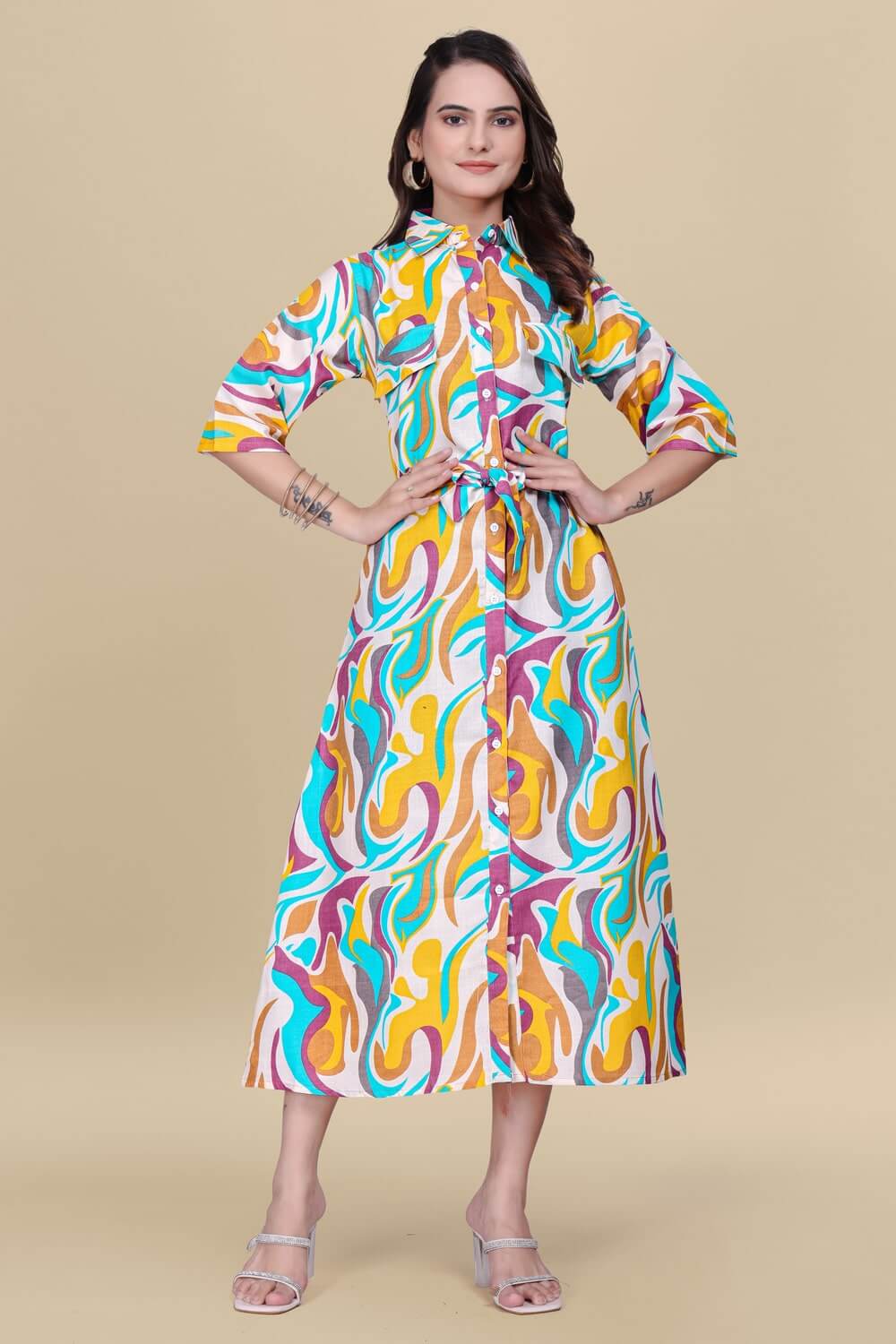 Trendy yellow cotton dress with classic shirt collar

