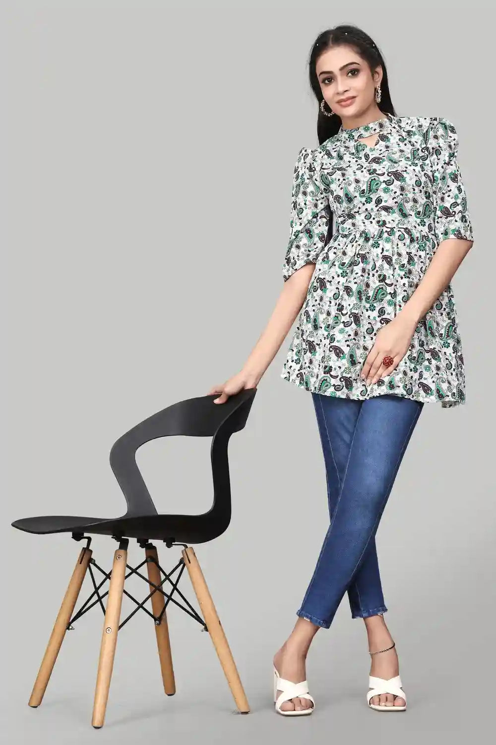 ZELZIS Women’s Green Floral Mango Tunic with Three Quarter Sleeves






