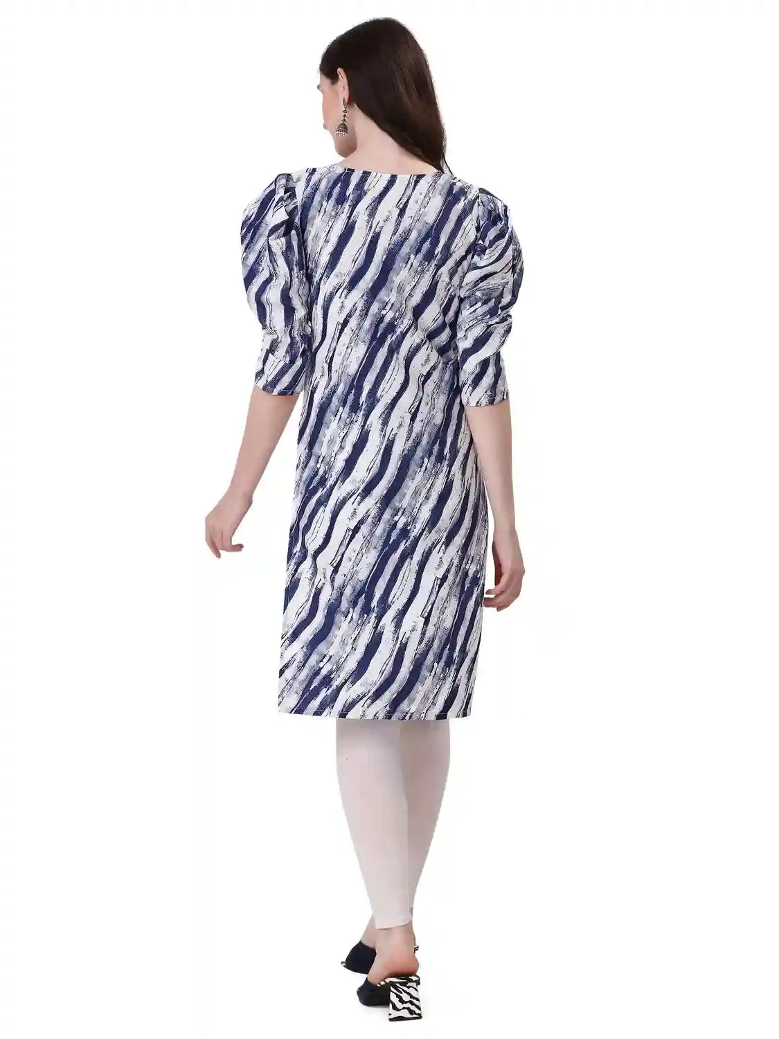 Zelzis women's blue color mix crepe kurti for casual wear
