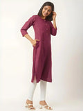Zelzis women's maroon three-quarter sleeve kurti

