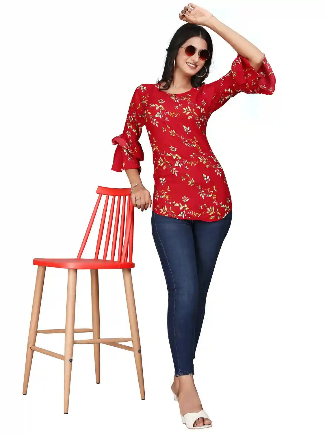 Zelzis women’s red crepe tunic with three-quarter sleeves
