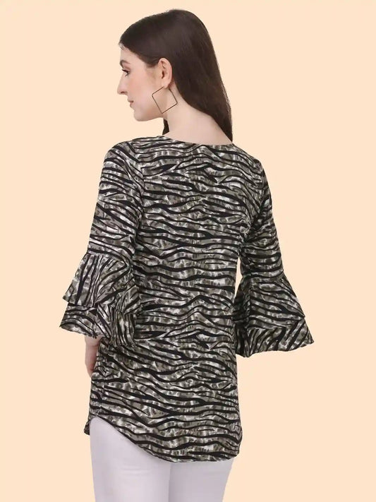 comfortable black hip length striped tunic for women
