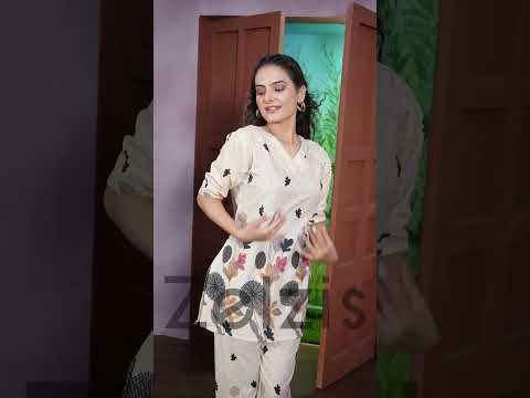 Women’s Black Floral Printed Ethnic Co-ord Set | Top and Pant Two-Piece Co-ord Set for Casual and Festive Wear