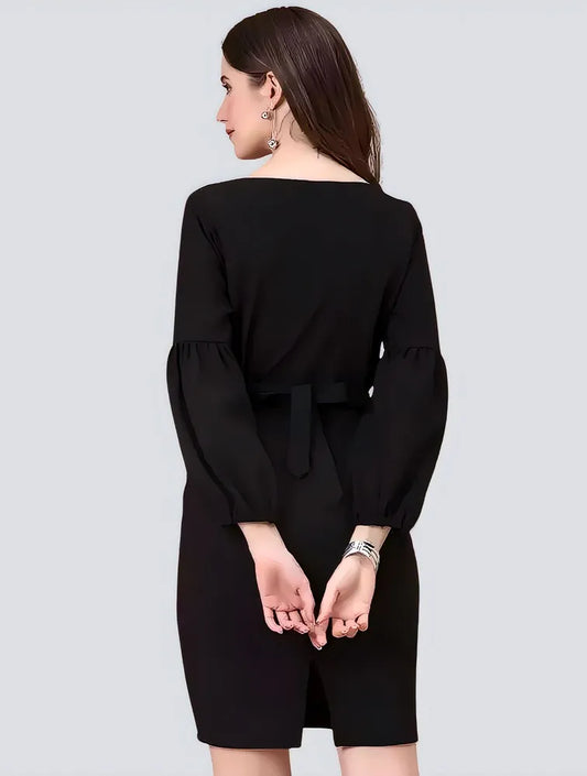 Trendy black polyester V-neck bodycon dress

